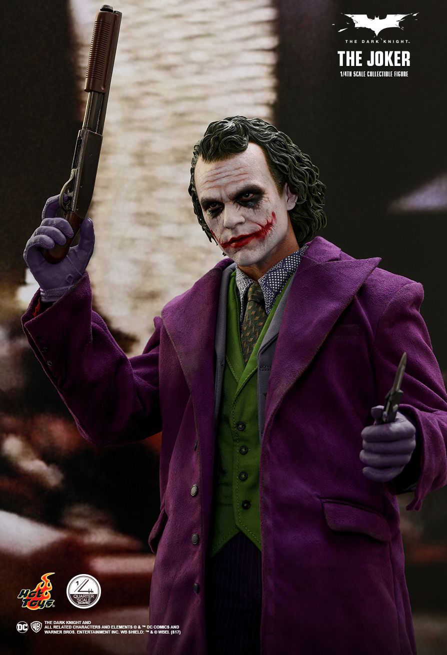 JualHotToys.com Toko JUAL HOT TOYS The Joker Dark Knight Quarter Scale QS010 1/6 Movie Action Figure Harga Murah - MISB Produk Distributor Resmi Jakarta Indonesia