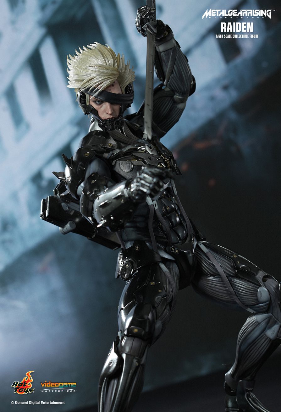 JualHotToys.com Toko JUAL HOT TOYS RAIDEN Metal Gear Rising VGM17 1/6 Game Figure Harga Murah - MISB Produk Distributor Resmi Jakarta Indonesia