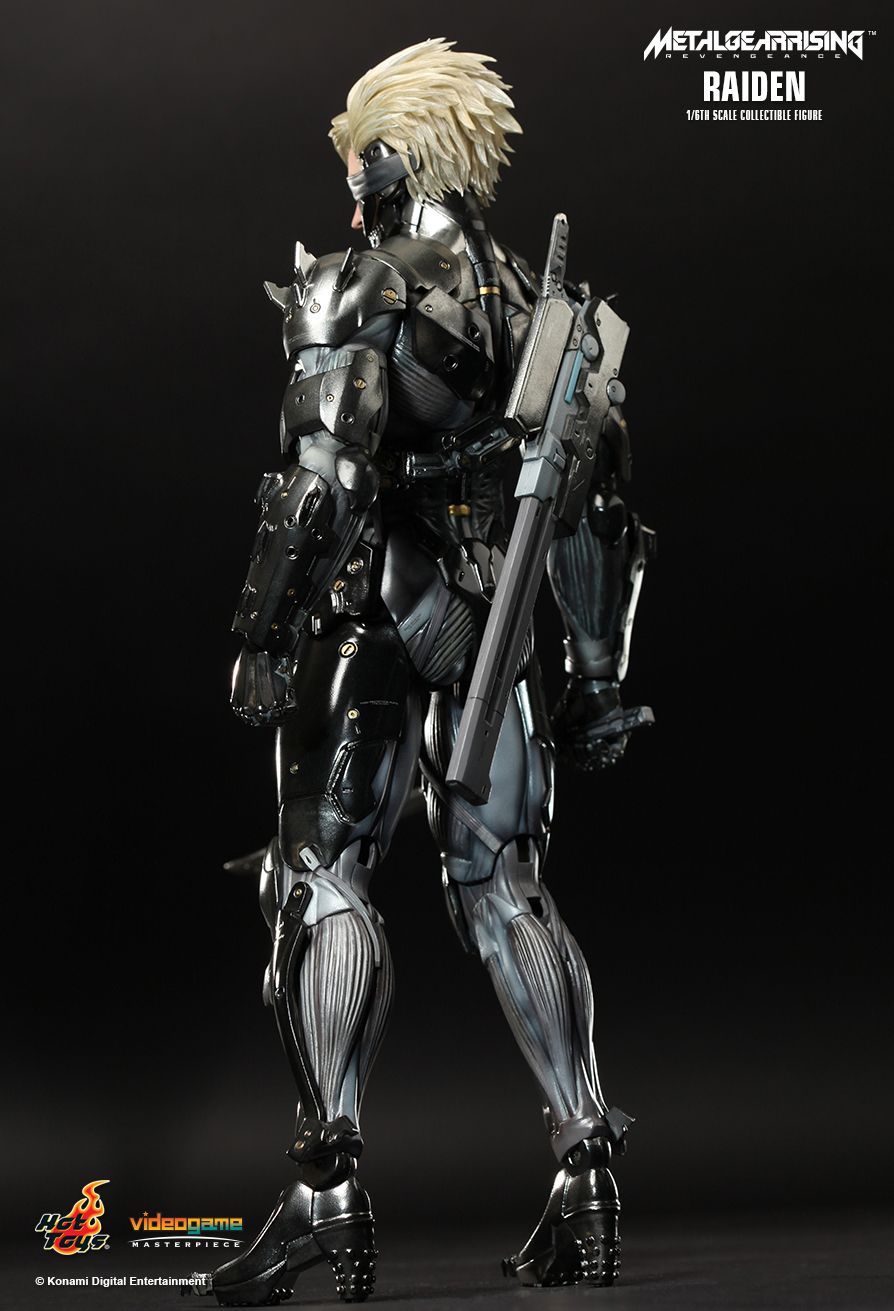 JualHotToys.com Toko JUAL HOT TOYS RAIDEN Metal Gear Rising VGM17 1/6 Game Figure Harga Murah - MISB Produk Distributor Resmi Jakarta Indonesia