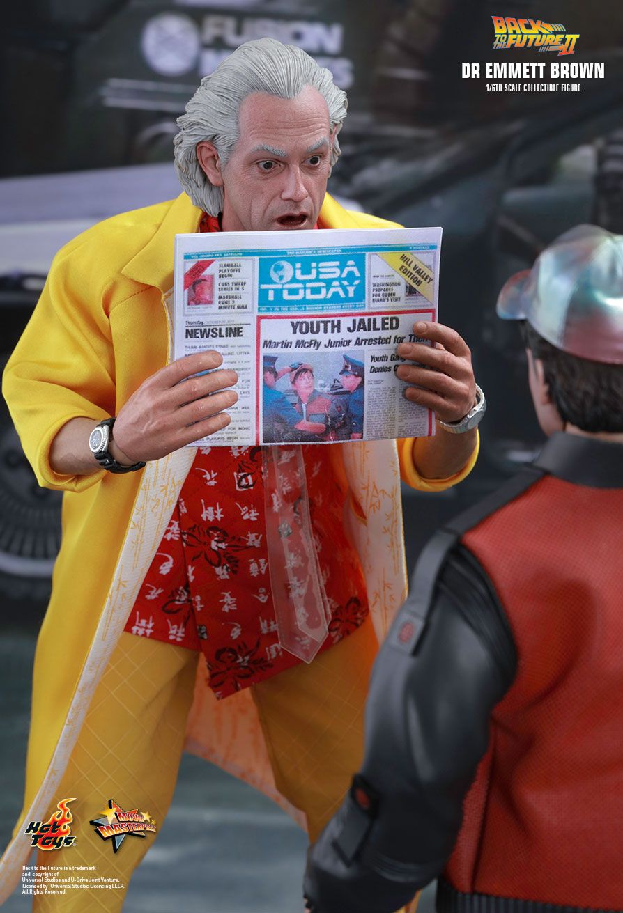 JualHotToys.com Toko JUAL HOT TOYS Dr. Emmett Brown Back To The Future MMS380 1/6 Movie Action Figure Harga Murah - MISB Produk Distributor Resmi Jakarta Indonesia