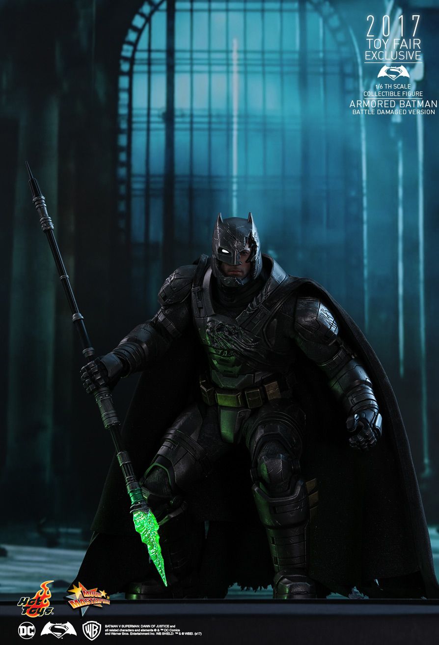 JualHotToys.com Toko JUAL HOT TOYS Armored Batman Battle Damaged BVS MMS417 1/6 Movie Action Figure Harga Murah - MISB Produk Distributor Resmi Jakarta Indonesia